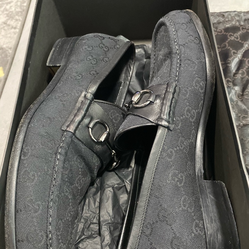 Gucci shoes